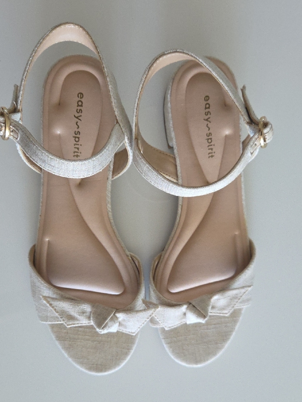 Easy Spirit Women's Neutral Bow Ankle-Strap Sandals